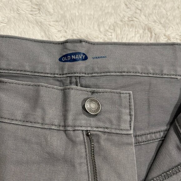 NWT Old Navy Gray Straight Five Pocket Pants 42x32 - Stained - Picture 4 of 7